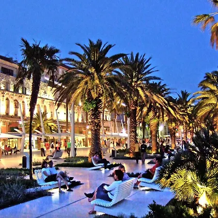 דירה Golden Star