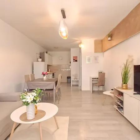 Golden Star Apartment Split